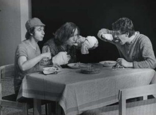 Spaghetti mit Ketchup: Lutz Reichert, Ellen Esser, Stefan Gossler