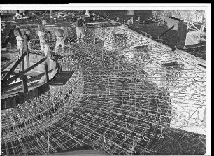 Staustufe Garstadt. Bewehrung der unterstromigen Spiraldecke der Turbine I.