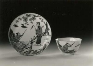 Koppchen und Untertasse (China, 1723/1735, Regierungsperiode Yongzheng; Porzellan; Aufglasurmalerei; Höhe (Koppchen) 4,3 cm, Durchmesser (Untertasse) 12,5 cm; Staatliche Kunstsammlungen Dresden (SKD)
