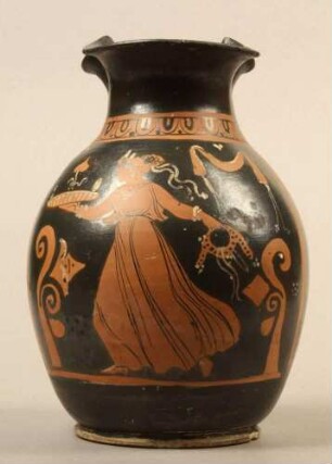 Oinochoe