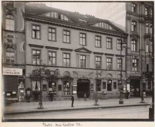 Habels Weinhandlung, Berlin-Mitte: Ansicht (aus: Julius Kohte, Alt-Berlin, Bauwerke in Berlin und Charlottenburg, aufgenommen 1907-1914)