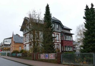 Wohnhaus; Idstein, Veitenmühlweg 8