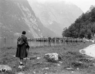 Anlegestelle an einem See in Bayern oder Österreich