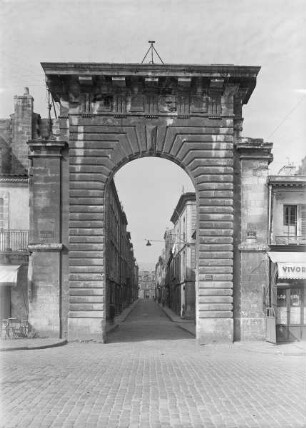 Porte de la Monnaie