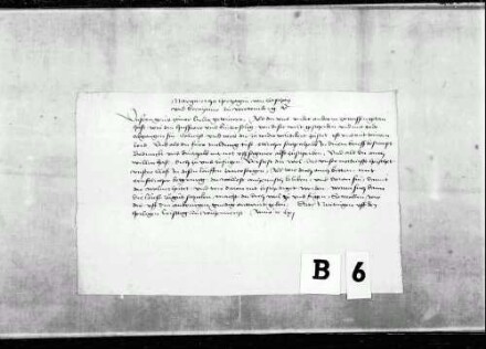 Briefwechsel der Gräfin. Darunter: Graf Ludwig 1449; Erzherzogin Mechthild 1468-79; Gräfin Barbara 1478; mit Baden 1461, 1472; Burgund 1454, 1462; Frankreich 1461; Herzog von Mailand 1473; Pfalz-Bayern 1455-78; Fürstin Jolante von Piemont 1475, 1460; Haus Savoyen 1453-74; Kloster Binsdorf 1470, 1471; Peter von Hagenbach, undat.; Schultheiß von Luzern Heinrich von Humwil 1469-72; Francois Malet 1456-65; Amtmann zu Möckmühl 1456-62; Schultheiß zu Backnang 1468-78; Dr. Heinrich Steinhöwel 1474; Graf Johann von Werdenberg 1467; Propst Ulrich Wirtemberger zu Stuttgart 1473; Komthur zu Ysenheim 1456, 1458.