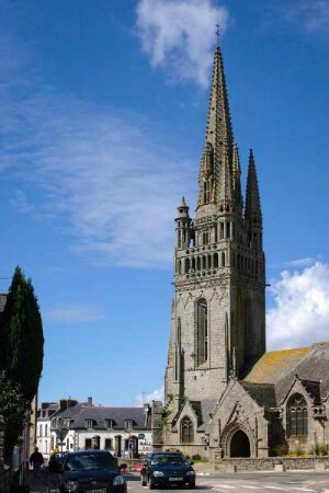 Frankreich. Bretagne. Finistere. Ploare. Kirche 15 bis 16 Jahrhundert. Spätgotischer Kirchturm