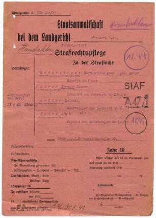 Angeklagte: Scherzinger, Bernhardine Anna (Bäuerin); Urach *04.05.1893 in Urach; + ? Dorer, Hermann Johann (Landwirt; Linach *15.06.1902 in Urach; + ? Dotter, Leopold (Hausmetzger); Linach *04.10.1875 in Urach; + ? Heine, Albin (Wegwart); Linach *15.06.1902 in Urach; + ? Delikt: Verbrechen gegen die Kriegswirtschaftsverordnung Schwarzschlachtung Tatort: Urach Tatzeit: Winter 1941-Juli 1943