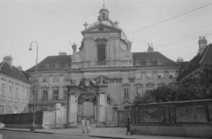 Hofburg — Nationalbibliothek & Hofbibliothek