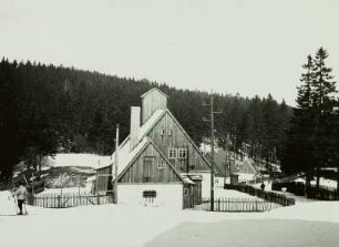 Zinnwald-Georgenfeld, Albertschacht im Heerwassertal von Süden
