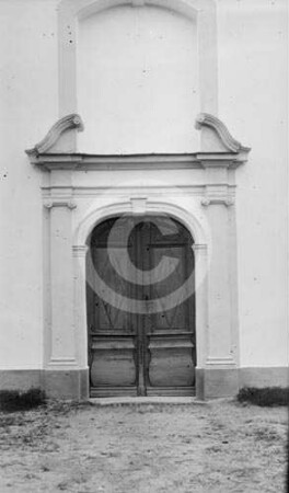 Portal der Kirche Neuermühlen