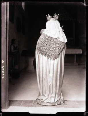 katholische Pfarrkirche; Madonna