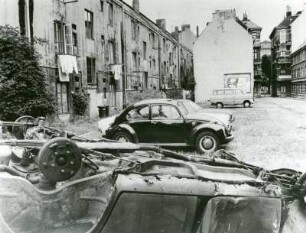 Wohnen in Hamburg. Wohnquartier in St. Pauli. An der Bausubstanz sieht man immer noch die Folgen des Krieges
