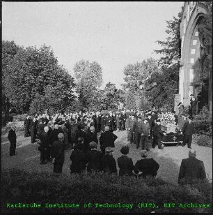 Beerdigung von Herrn Reize (Mitarbeiter am Kernforschungszentrum Karlsruhe (KfK))