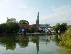 Lübeck: Blick auf die Altstadt mit Aegidienkirche