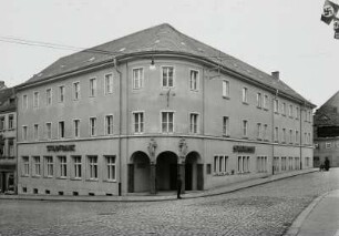 Roßwein, Niederstadtgraben 1, Ecke Dresdener Straße und Döbelner Straße, Stadtbank und Sparkasse
