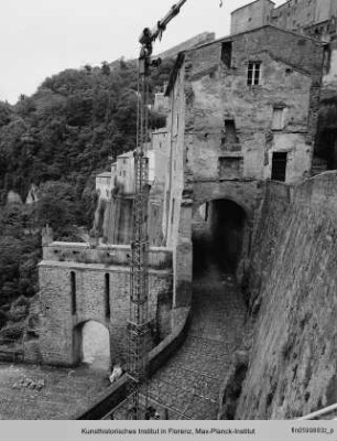 Porta dei Merli, Sorano