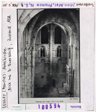Lessay (Manche): Ehemalige Abteikirche, Blick in das Nord-Querschiff (Zustand 1958)