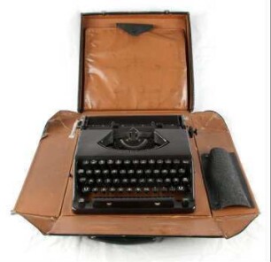 Schreibmaschine "Plana"