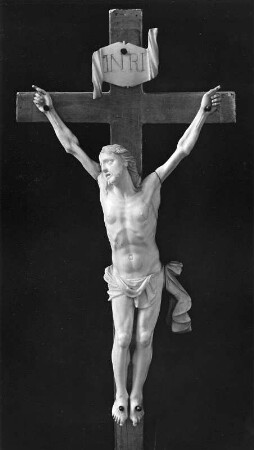 Kruzifix : Kruzifix. Elfenbein, geschnitzt (1601/1700). Mödingen, Klosterkirche Mariä Himmelfahrt
