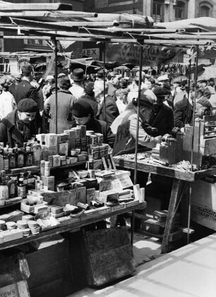 Petticoat Lane Market, London, Großbritannien