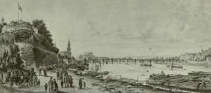 Dresden: Blick vom ehemaligen Gondelhafen auf Brühlsche Terrasse mit Belvedere, Hofkirche, Oper und Augustusbrücke