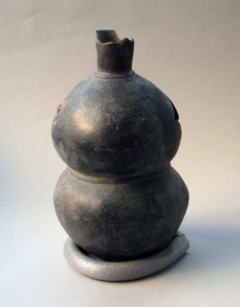 Clay vessel