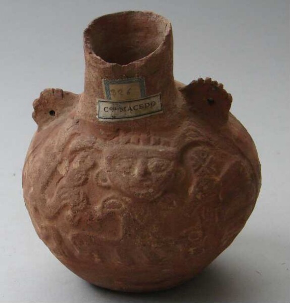 Clay vessel