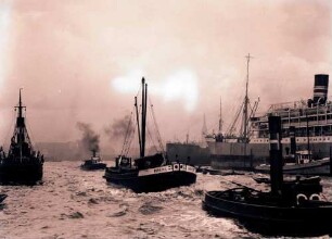 Hamburg: Hafen, Vordergrund Kahn, Borstel