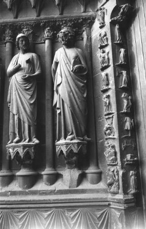 Südliches Westportal — Nördlicher Türpfosten