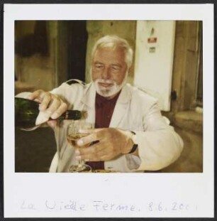 Wolfram Siebeck in einem Restaurant namens La Vieille Ferme