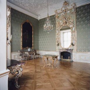 Würzburger Residenz. Blick in das Gründamastene Zimmer (Raum 17)
