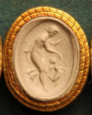 Venus (Aphrodite) führt den Cupido an der Hand (Daktyliothek, Supplement)