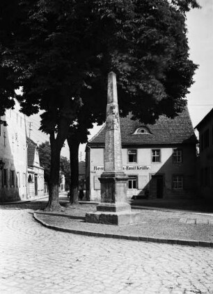 Distanzsäule : Belgern, Markt. Distanzsäule (1730)