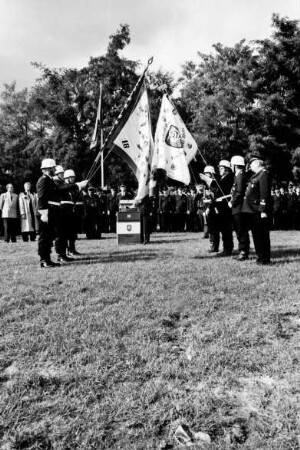 Exerzierplatz: Kreisfeuerwehrverband Stormarn feiert 100-jähriges Jubiläum: Ehrenformation