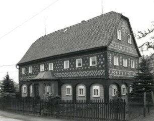 Ebersbach-Neugersdorf, Karl-Liebknecht-Straße 35. Wohnhaus (1802)