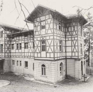 Anstaltsgebäude