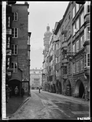 Innsbruck, Herzog-Friedrich-Gasse 32
