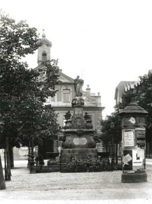 Alexius-Brunnen, Rastatt : Raststatt. Alexius-Brunnen, Markt