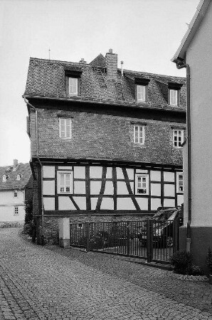 Wohnhaus; Königstein, Karlstraße 1