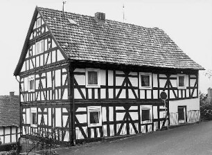 Fachwerkhaus (Fachwerkhaus); Nüsttal, Schloßbergstraße 3