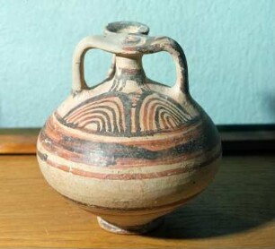 Protogeometrischer Krug aus Sitia : Agios Nikolaos (Kreta), Archäologisches Museum. Protogeometrischer Krug aus Sitia