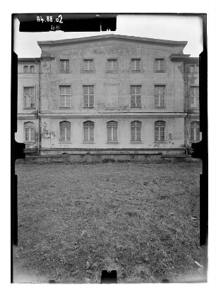 Schwerin-Werdervorstadt, Werderstraße 30. Städtisches Krankenhaus (1839-1840; G. A. Demmler, Erweiterung um 1920). Teilansicht