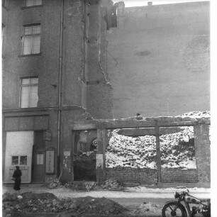 Negativ: Gelände, Bülowstraße 23, 1951