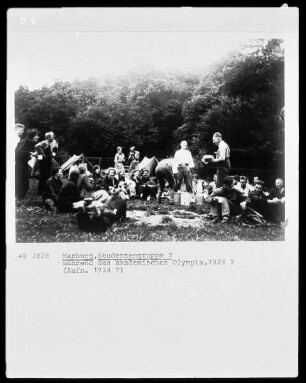 Marburg, Zeltgruppe (während der akademischen Olympiade 1924?)