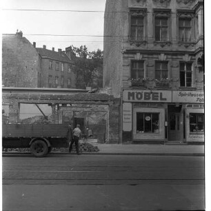Negativ: Ruine, Goltzstraße 50, 1950