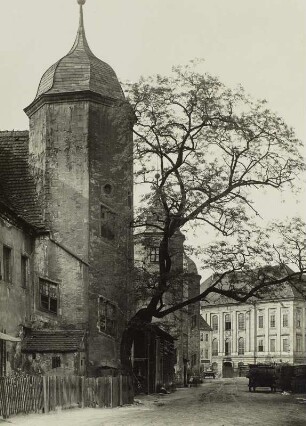 Dresden. Jägerhof : Dresden. Westflügel des Jägerhofes mit Blick auf Ritterakademie
