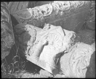 Skulpturen in Kerazie [hierbat karaza]