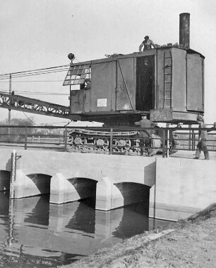 Durchlass Etelsen im Schleusenkanal Langwedel im Bau