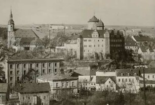 Zschopau, Blick zur Stadtkirche Sankt Martin und Schloss Wildeck, von Süden