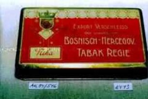 Blechdose für "50 CIGARETTEN GOLD-TIPPED 'Nika', EXPORT VERSCHLEISS der staatlichen BOSNISCH-HERCEGOV: TABAK REGIE"